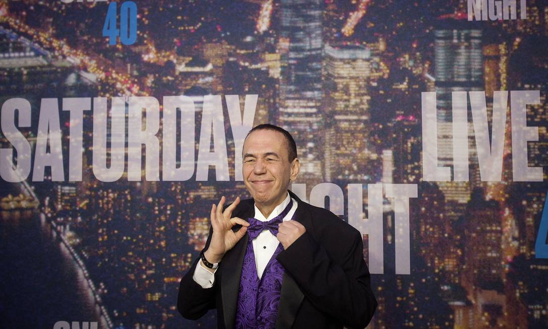 98599978_FILE-PHOTO-Actor-Gilbert-Gottfried-arrives-for-the-40th-Anniversary-Saturday-Night-Live-SNL.jpg