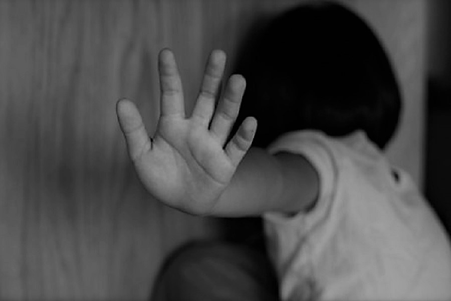 violencia-contra-crianca-foto-creative-commons-900x600-1.jpg
