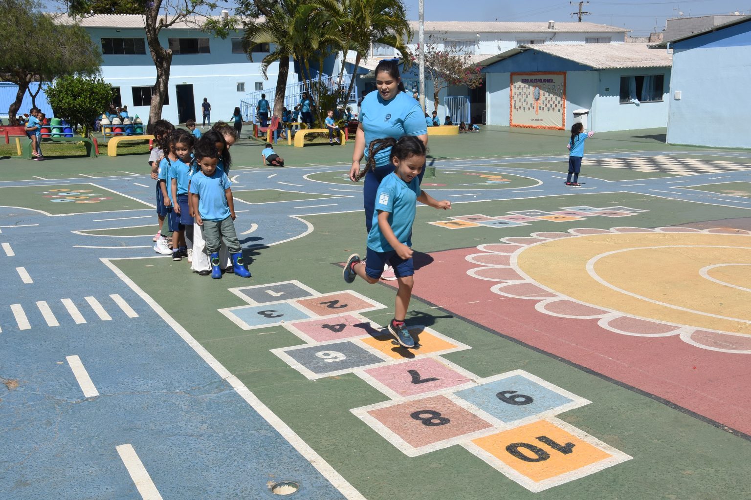 SEEDF-celebra-Semana-Distrital-da-Educacao-Infantil-a-partir-desta-segunda-feira-26-foto-capa-1536x1024-1.jpg