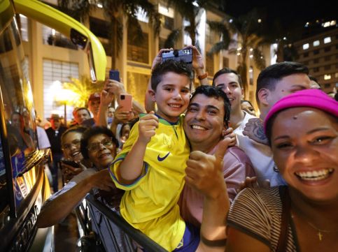 Crianças de 2 até 12 anos poderão entrar gratuitamente no jogo do Brasil x Peru; saiba como